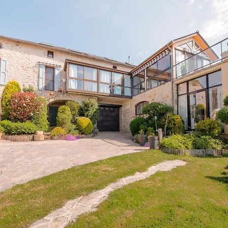 Dom wakacyjny Soleil Levant 4 A 5 Personnes Millau