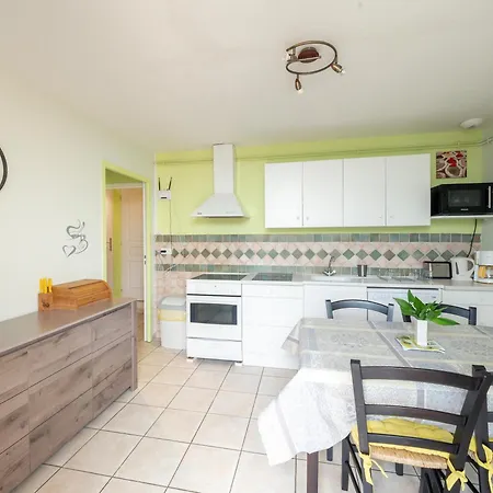 Soleil Levant 4 A 5 Personnes *