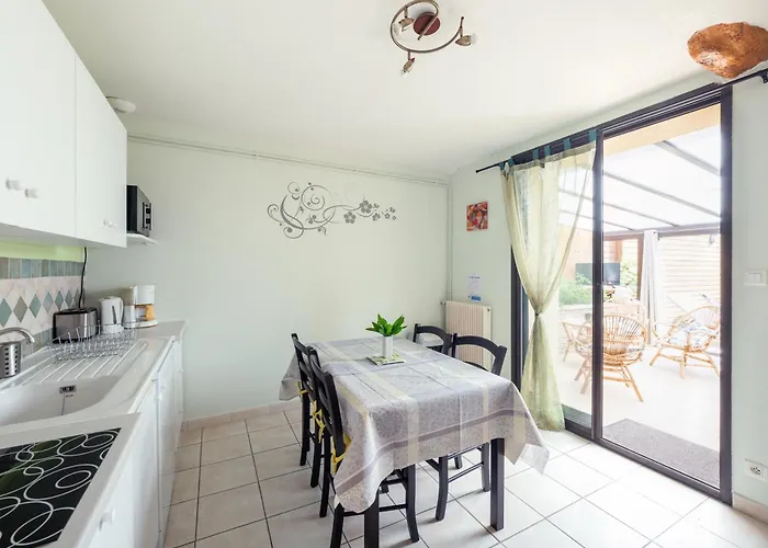 Soleil Levant 4 A 5 Personnes 米洛